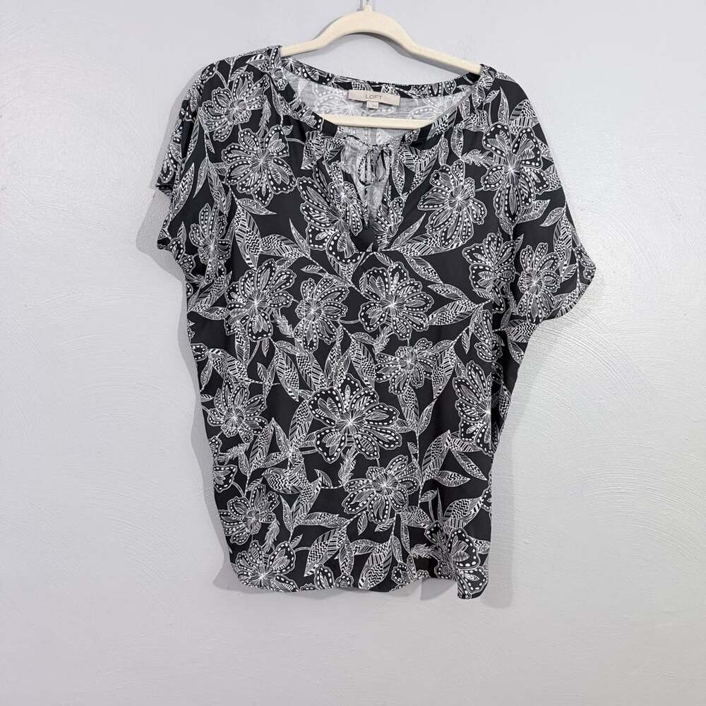 Loft Black White Floral Short Sleeve Split Tie Neck Blouse Top L